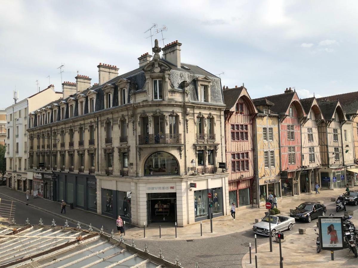 Ferienwohnung Le plein centre Troyes Exterior foto